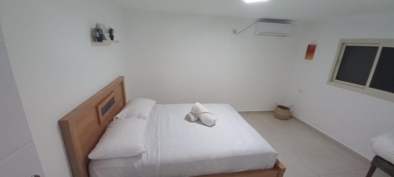 לב במדבר - הצימר של רחלי Arad Exterior foto